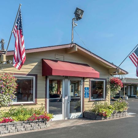 Rodeway Inn Medford South I-5 Εξωτερικό φωτογραφία
