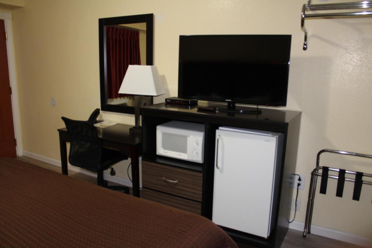 Rodeway Inn Medford South I-5 Εξωτερικό φωτογραφία