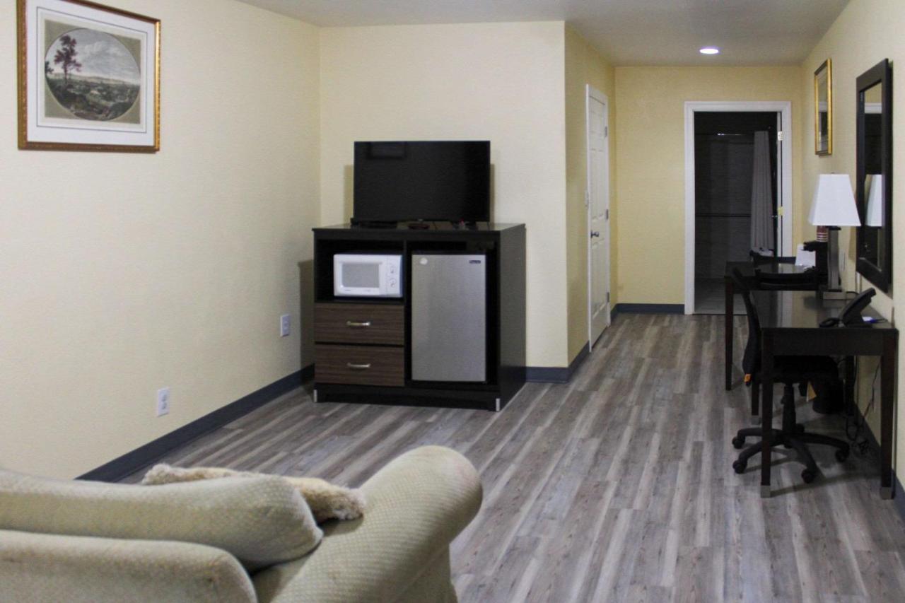 Rodeway Inn Medford South I-5 Εξωτερικό φωτογραφία